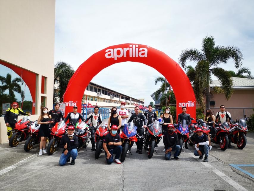 LOOK. Aprillia Track Day in Clark International Speedway - comfort and performance in a classic looking adventure ride!
