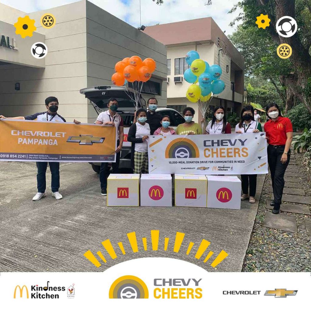 Chevrolet Pampanga spreads Chevy Cheers through McDonald’s Kindness Kitchen
“Chevy Cheers” is a collaboration between Chevrolet Philippines and the McDonald’s Kindness Kitchen (MKK), that aims to serve 10,000 meals to marginalized communities in selected areas in the Philippines. It is a nationwide initiative that will run from December 6-10, 2021.