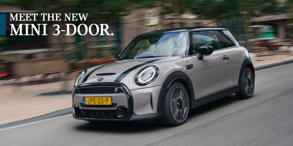 Iconic by design and urban by nature, the new MINI 3-Door is made to stand out as you uncover new corners of your city.
Place your reservation for a new MINI 3-Door from now till 31 May 2022, and receive a complimentary Medklinn Auto Plus Air + Surface Sterilizer worth Php 8,500.